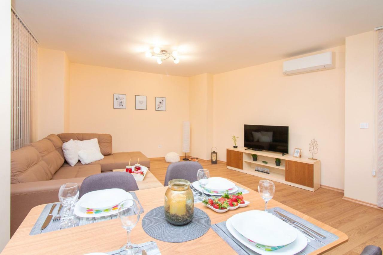 Domus Apartments Grand Пловдив Екстер'єр фото